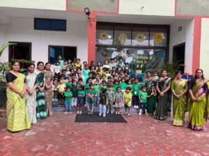 हरियाली अमावस्या पर केशव विद्यापीठ में हुआ पौधारोपण, बच्चों ने लिया पर्यावरण संरक्षण का संकल्प