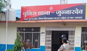 छात्राओं से छेड़छाड़ और धमकी देने वाले दो युवकों पर एफआईआर, स्कूल समय में पुलिस गश्त की मांग