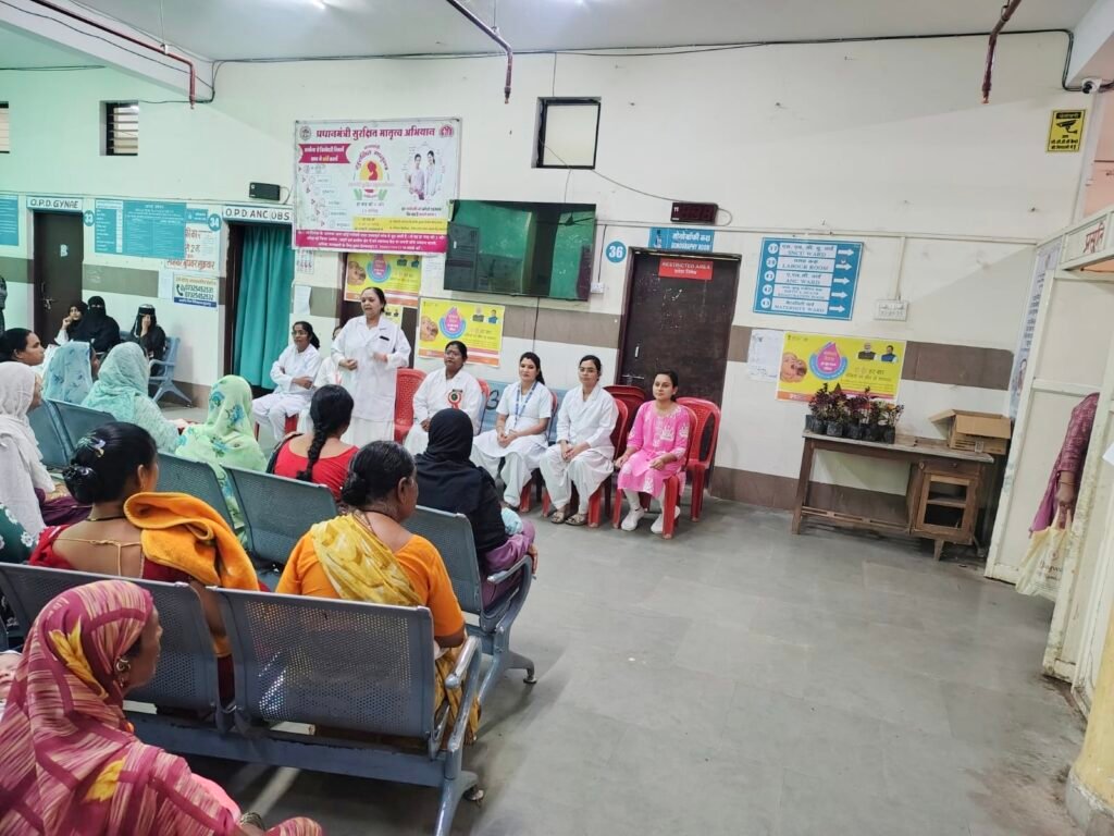 जिला चिकित्सालय बुरहानपुर में हर्षोल्लास से मनाया गया स्वतंत्रता दिवस, नवजात शिशुओं के माता-पिता को पौधा भेंट कर दिलाया पर्यावरण संरक्षण का संकल्प 2 जिला चिकित्सालय बुरहानपुर में हर्षोल्लास से मनाया गया स्वतंत्रता दिवस, नवजात शिशुओं के माता-पिता को पौधा भेंट कर दिलाया पर्यावरण संरक्षण का संकल्प | New India Times