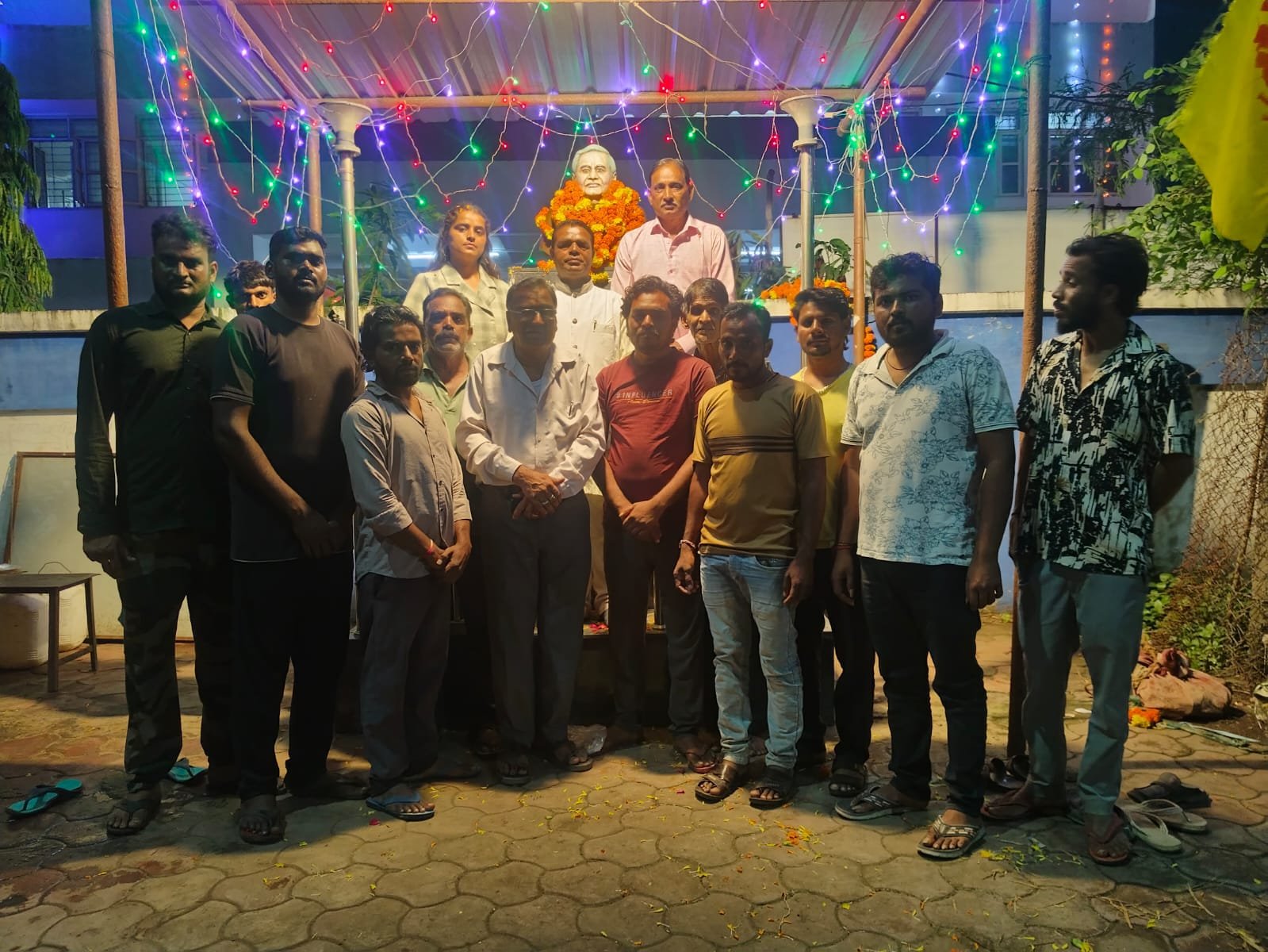 अटल जी की पुण्यतिथि पर पुष्पांजलि अर्पित कर कार्यकर्ताओं ने लिया जनसेवा का संकल्प 1 अटल जी की पुण्यतिथि पर पुष्पांजलि अर्पित कर कार्यकर्ताओं ने लिया जनसेवा का संकल्प | New India Times