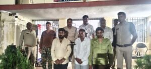 तिरला पुलिस की कार्रवाई में छह जुआरी गिरफ्तार, 11,260 रुपये नकद और ताश के 52 पत्ते जब्त