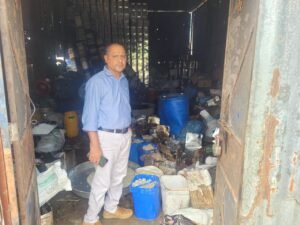 रक्षाबंधन से पहले खाद्य विभाग का छापा, 600 किलो खराब मिठाइयां नष्ट
