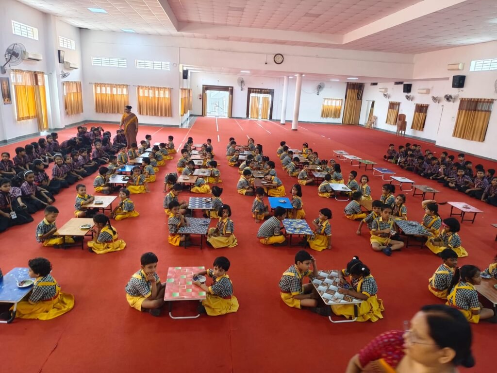 प्रेम, आत्मीयता और भारतीय संस्कारों के साथ मनाया गया रक्षाबंधन पर्व | New India Times