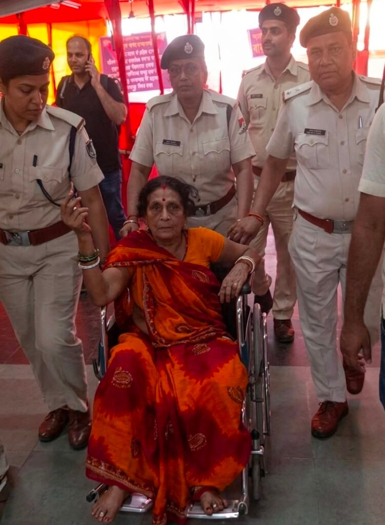 श्रावणी मेला 2026 में पूर्व रेलवे की शानदार व्यवस्था, लाखों श्रद्धालुओं को मिली सुगम और सुरक्षित यात्रा 2 श्रावणी मेला 2026 में पूर्व रेलवे की शानदार व्यवस्था, लाखों श्रद्धालुओं को मिली सुगम और सुरक्षित यात्रा | New India Times