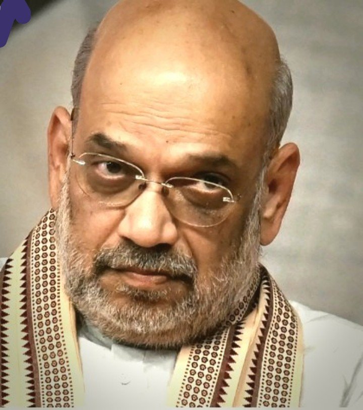 मंत्री गिरीश महाजन के रिश्तेदार ने तीन करोड़ में बांटे 600 करोड़ के ठेके : तुकाराम मुंढे को नियुक्त करने की मांग 2 मंत्री गिरीश महाजन के रिश्तेदार ने तीन करोड़ में बांटे 600 करोड़ के ठेके : तुकाराम मुंढे को नियुक्त करने की मांग | New India Times