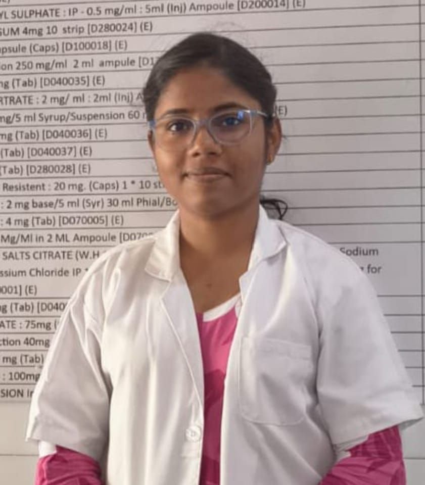 साधारण परिवार की बेटी जयंती पासवान को डी.फार्म में गोल्ड मेडल 2 साधारण परिवार की बेटी जयंती पासवान को डी.फार्म में गोल्ड मेडल | New India Times