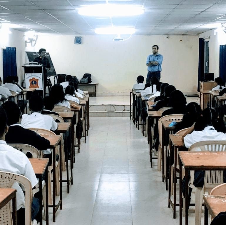 CET में Percentage बनाम Percentile पर बहस तेज़, अंतर समझना ज़रूरी | New India Times
