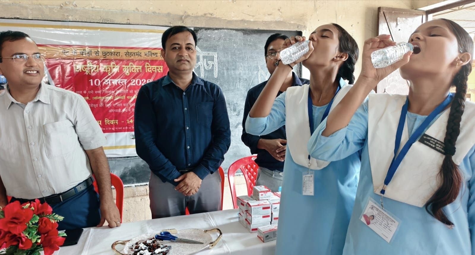 आर्यकन्या इंटर कॉलेज में छात्राओं को खिलाई गई कृमिनाशक दवा, 14 अगस्त को होगा मॉप-अप दिवस 1 आर्यकन्या इंटर कॉलेज में छात्राओं को खिलाई गई कृमिनाशक दवा, 14 अगस्त को होगा मॉप-अप दिवस | New India Times
