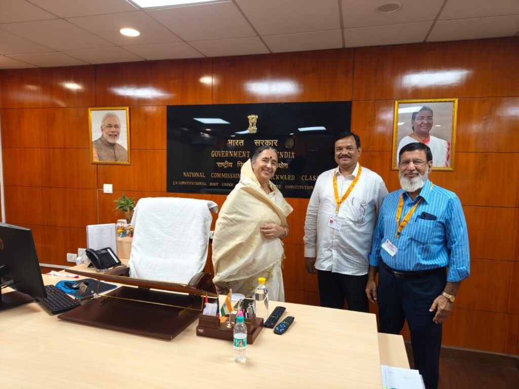 केंद्रीय ओबीसी सूची में महाराष्ट्र की 33 जातियों को शामिल करने की मांग, दिल्ली में केंद्रीय मंत्रियों को सौंपा गया ज्ञापन | New India Times