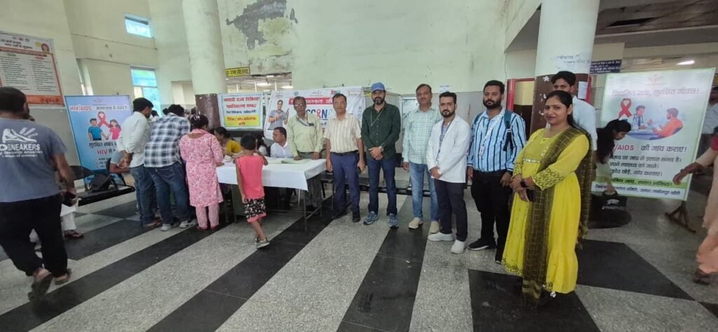 जादू के खेल से युवाओं को बताया एड्स से बचाव का तरीका, दो माह का सघन जागरूकता अभियान शुरू | New India Times