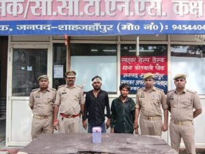 हिस्ट्रीशीटर ने कांच की बोतल से पुलिस पर हमला करने का किया प्रयास, साथी समेत गिरफ्तार