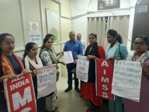 ‘बेटी बचाओ’ के नारों से नहीं, ठोस कार्रवाई से सुरक्षित होंगी बेटियां: महिला संगठन