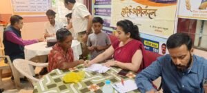 बुरहानपुर में रोटरी क्लब प्राइम और LIC का निःशुल्क स्वास्थ्य शिविर, 150 पॉलिसीधारकों की हुई स्वास्थ्य जांच