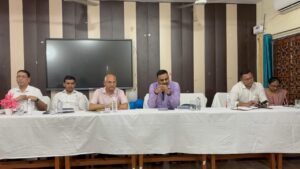 छात्रों के प्रदर्शन के बाद प्रशासन का एक्शन, स्कूल के रास्ते का निर्माण शुरू
