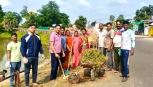 जनसहयोग से जमकुंडा में चला महा-सफाई अभियान, हर माह की 10 तारीख को स्वच्छता का संकल्प