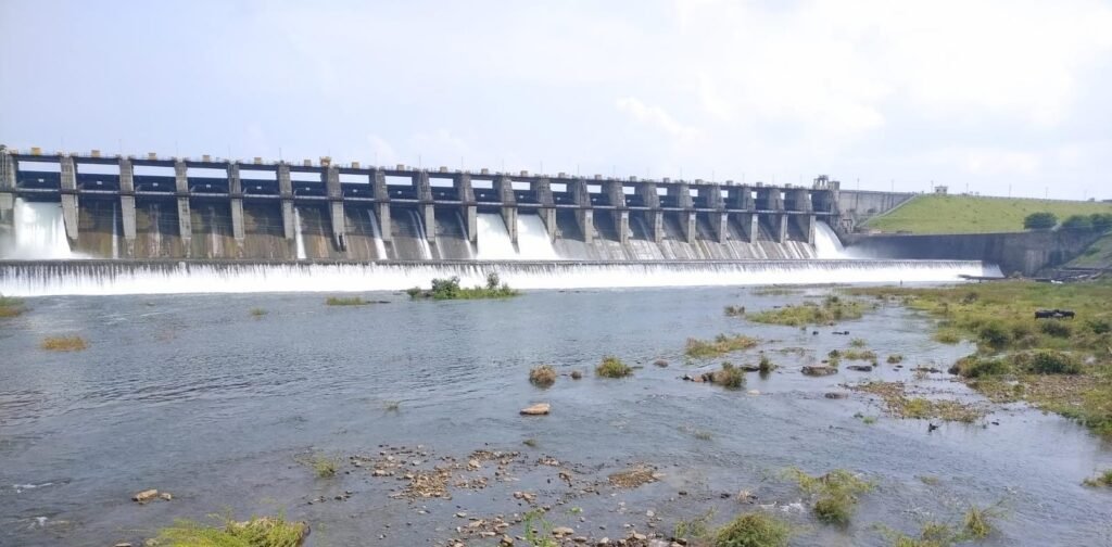 टेक्सटाइल पार्क के बदले कोका कोला ? गिरीश महाजन ने कहा मिलेगा रोजगार 3 टेक्सटाइल पार्क के बदले कोका कोला ? गिरीश महाजन ने कहा मिलेगा रोजगार | New India Times
