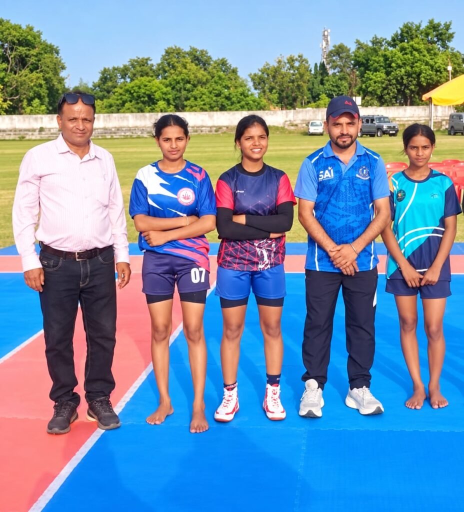 कबड्डी में झाबुआ की बेटियों का शानदार प्रदर्शन, बालक-बालिका दोनों वर्गों में जिला विजेता; 8 खिलाड़ियों का राज्य स्तरीय चयन 4 कबड्डी में झाबुआ की बेटियों का शानदार प्रदर्शन, बालक-बालिका दोनों वर्गों में जिला विजेता; 8 खिलाड़ियों का राज्य स्तरीय चयन | New India Times