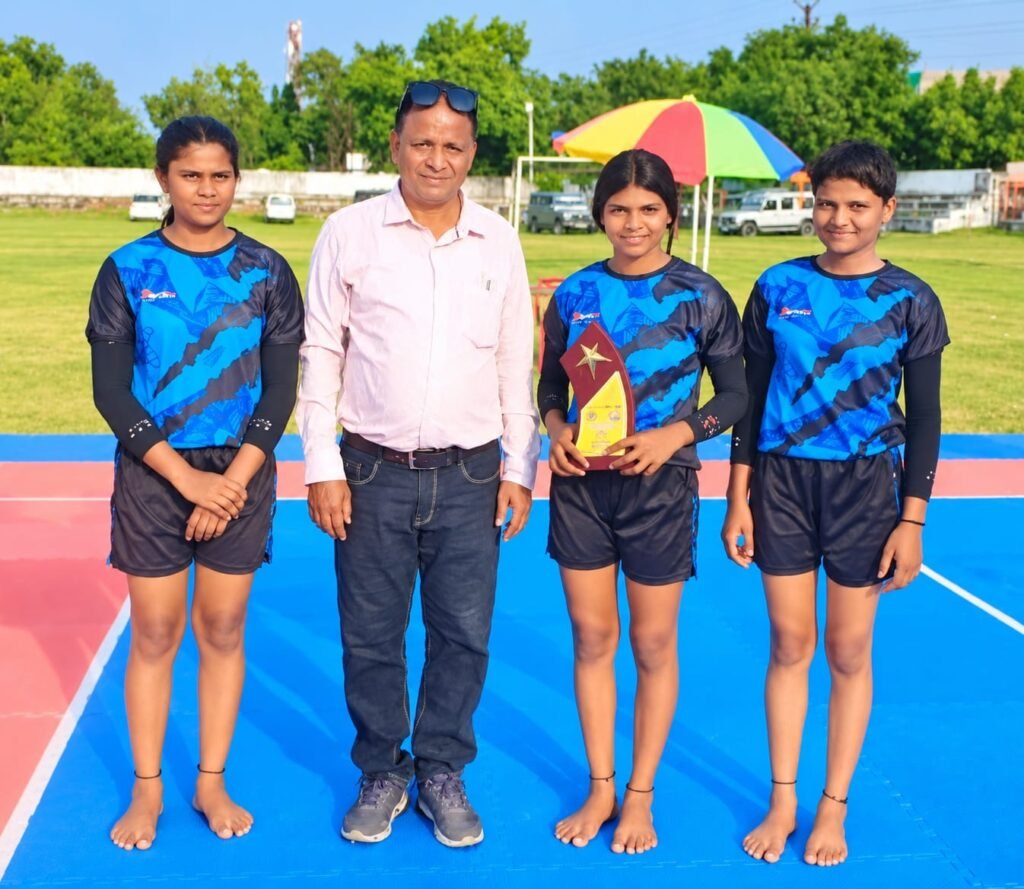 कबड्डी में झाबुआ की बेटियों का शानदार प्रदर्शन, बालक-बालिका दोनों वर्गों में जिला विजेता; 8 खिलाड़ियों का राज्य स्तरीय चयन 3 कबड्डी में झाबुआ की बेटियों का शानदार प्रदर्शन, बालक-बालिका दोनों वर्गों में जिला विजेता; 8 खिलाड़ियों का राज्य स्तरीय चयन | New India Times