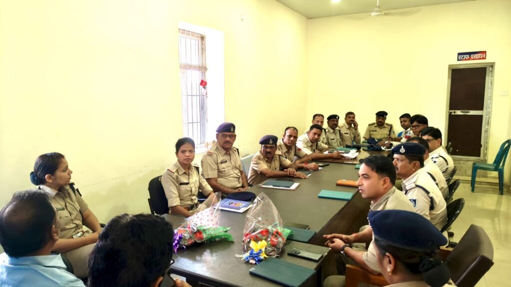 न्याय प्रक्रिया होगी और पैनी: जुन्नारदेव में एडीपीओ और एसडीओपी की मौजूदगी में पुलिस अधिकारियों की बड़ी बैठक 3 न्याय प्रक्रिया होगी और पैनी: जुन्नारदेव में एडीपीओ और एसडीओपी की मौजूदगी में पुलिस अधिकारियों की बड़ी बैठक | New India Times