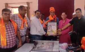 बिना सरकारी सहायता कॉलेज का कायाकल्प करने वाले प्रधानाचार्य कैप्टन मुरलीधर शर्मा सम्मानित