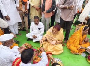 51 शक्तिपीठों की पवित्र माटी-जल और 51 बैलगाड़ियों की अनोखी यात्रा का अर्चना चिटनिस ने किया शुभारंभ