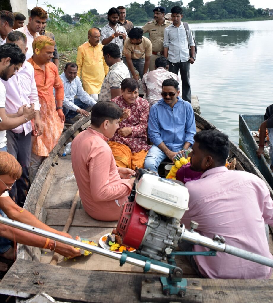 धार एसपी कार्यालय में श्रद्धा-भक्तिभाव से भगवान श्री गणेश की प्रतिमा का विसर्जन 2 धार एसपी कार्यालय में श्रद्धा-भक्तिभाव से भगवान श्री गणेश की प्रतिमा का विसर्जन | New India Times