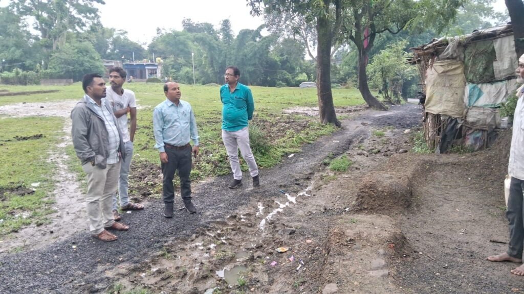नगर पालिका सीएमओ ने किया वार्डों का औचक निरीक्षण, समस्याओं के शीघ्र समाधान के दिए निर्देश 2 नगर पालिका सीएमओ ने किया वार्डों का औचक निरीक्षण, समस्याओं के शीघ्र समाधान के दिए निर्देश | New India Times