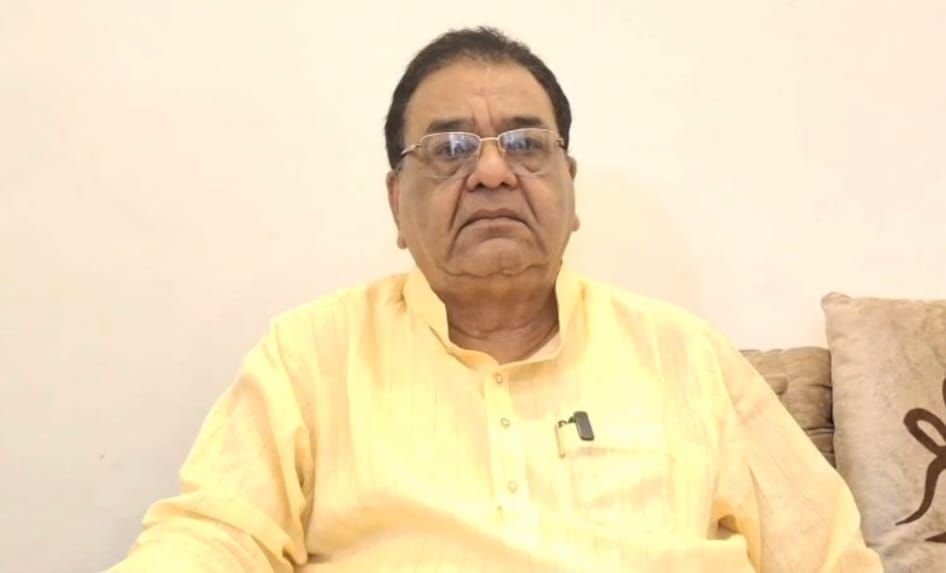 मलैया के ‘गरीबों से पैसे वसूली’ वाले बयान पर मुकेश नायक का पलटवार, बोले- ‘जयंत भैया से सीखें बड़े लोगों से पैसा कैसे वसूला जाता है’ | New India Times