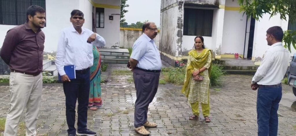 चार प्राथमिक स्वास्थ्य केंद्रों का सीएमओ ने किया औचक निरीक्षण, दिए आवश्यक निर्देश 3 चार प्राथमिक स्वास्थ्य केंद्रों का सीएमओ ने किया औचक निरीक्षण, दिए आवश्यक निर्देश | New India Times