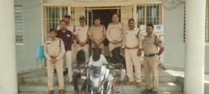 अमझेरा पुलिस ने लूट व LNT फाइनेंस कर्मचारियों से चोरी की तीन वारदातों का किया खुलासा, तीन आरोपी गिरफ्तार