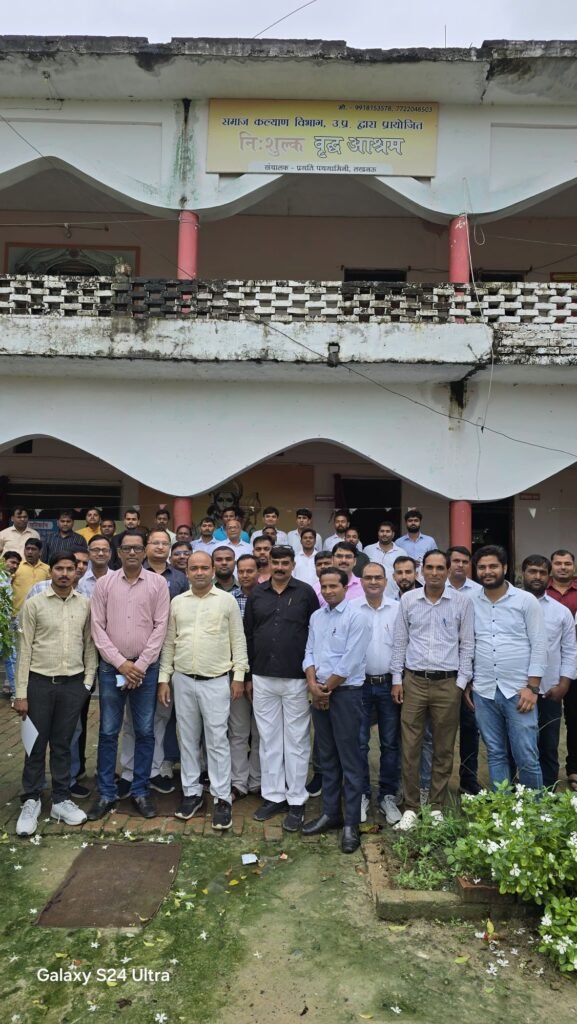 वृद्धाश्रम में फल बांटकर मनाया विश्व फार्मासिस्ट दिवस, उत्कृष्ट सेवा करने वाले फार्मासिस्ट हुए सम्मानित 2 वृद्धाश्रम में फल बांटकर मनाया विश्व फार्मासिस्ट दिवस, उत्कृष्ट सेवा करने वाले फार्मासिस्ट हुए सम्मानित | New India Times