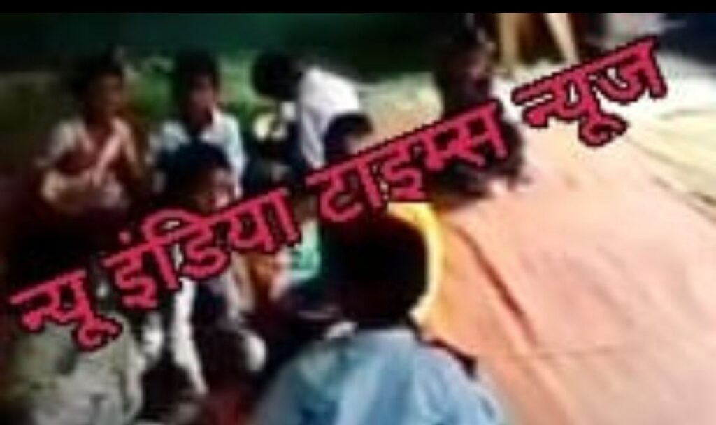 बीआरसी साहब एक नज़र इधर भी!<br>जर्जर भवन, टपकती छत और धूल-रेत भरे फर्श पर पढ़ने को मजबूर हैं विद्यार्थी 3 बीआरसी साहब एक नज़र इधर भी!<br>जर्जर भवन, टपकती छत और धूल-रेत भरे फर्श पर पढ़ने को मजबूर हैं विद्यार्थी | New India Times