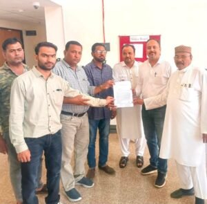 बाग उमराव दूल्हा अंडरब्रिज बंद होने से बढ़ेगी परेशानी, 90 डिग्री ब्रिज दो पहिया वाहनों के लिए खोलने की उठी मांग