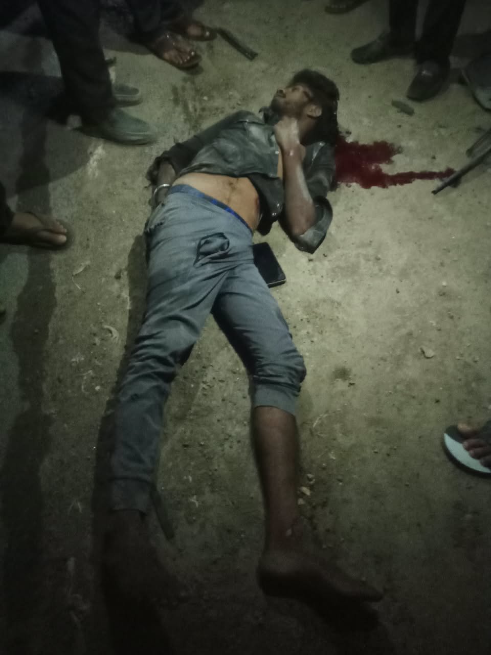बोलेरो की टक्कर से दो बाइक सवार गंभीर घायल, ट्रामा सेंटर रेफर 1 बोलेरो की टक्कर से दो बाइक सवार गंभीर घायल, ट्रामा सेंटर रेफर | New India Times