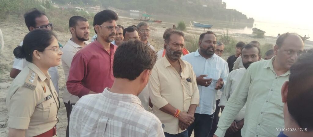 चुनार में 35 दुर्गा प्रतिमाओं के विसर्जन के लिए बालू घाट पर बनेगा वैकल्पिक पोखरा 2 चुनार में 35 दुर्गा प्रतिमाओं के विसर्जन के लिए बालू घाट पर बनेगा वैकल्पिक पोखरा | New India Times