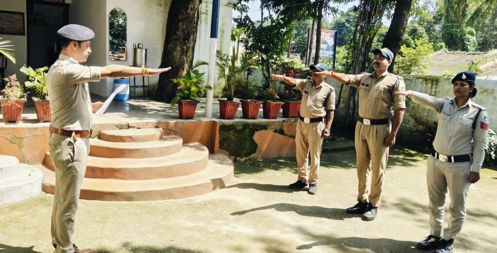 जुन्नारदेव में पुलिस ने लिया स्वच्छता का संकल्प, थानों से लेकर हवालात तक की गई साफ-सफाई 2 जुन्नारदेव में पुलिस ने लिया स्वच्छता का संकल्प, थानों से लेकर हवालात तक की गई साफ-सफाई | New India Times
