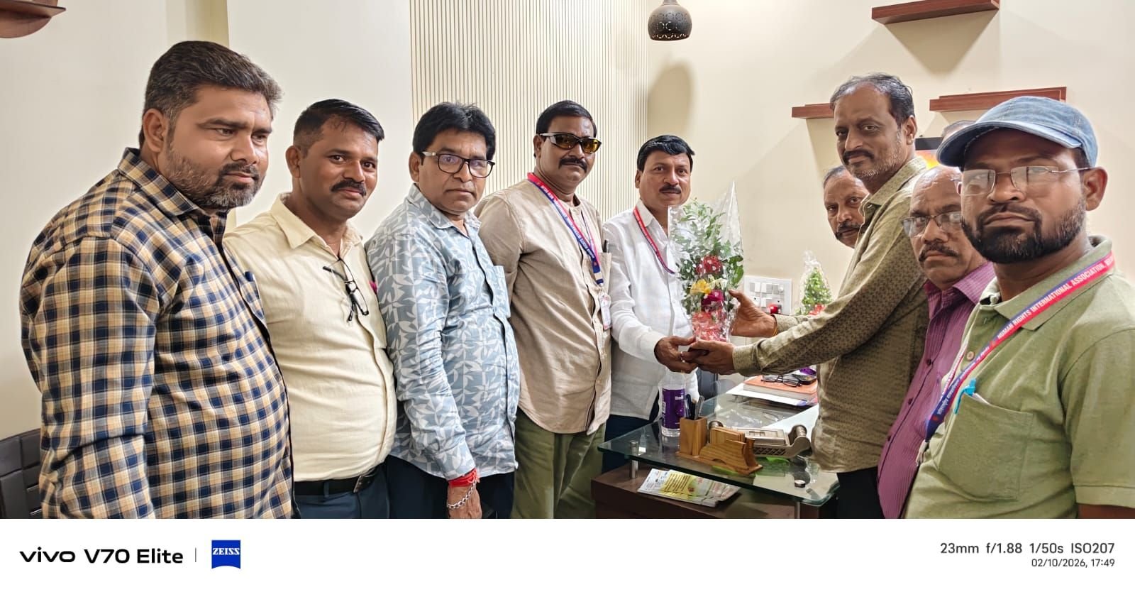 यवतमाल पहुंचे मानवाधिकार संगठन के राष्ट्रीय अध्यक्ष विलास कांबले, पुणे अधिवेशन की तैयारियों पर हुई बैठक 1 यवतमाल पहुंचे मानवाधिकार संगठन के राष्ट्रीय अध्यक्ष विलास कांबले, पुणे अधिवेशन की तैयारियों पर हुई बैठक | New India Times