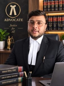 साक्ष्यों में विरोधाभास और अभियोजन की कमजोर पैरवी के चलते तौसीफ अंसारी दोषमुक्त, अधिवक्ता शोएब अहमद की प्रभावी पैरवी