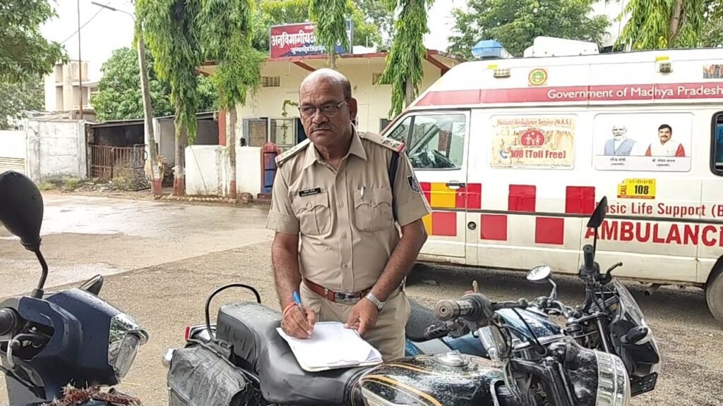 यातायात नियम तोड़ने वालों पर जुन्नारदेव पुलिस की सख़्ती, 15 वाहन चालकों से वसूला 5100 रुपये जुर्माना 2 यातायात नियम तोड़ने वालों पर जुन्नारदेव पुलिस की सख़्ती, 15 वाहन चालकों से वसूला 5100 रुपये जुर्माना | New India Times