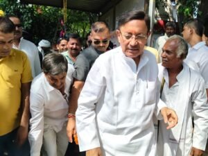 खोड़री आश्रम में हर्षोल्लास के साथ मनाया गया विधायक डॉ. राजेंद्र सिंह का जन्मदिन, फलों से तौला गया, जानी-मानी हस्तियों सहित भारी संख्या में लोग हुए शामिल
