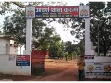 चोरी के मामले में कथित फर्जी गवाहों पर कार्रवाई नहीं, एक माह बाद भी घटना का खुलासा नहीं, 20 दिन तक पीड़ित को थाने के चक्कर लगवाने का आरोप, जांच रिपोर्ट में भी चोरी की पुष्टि नहीं 1 चोरी के मामले में कथित फर्जी गवाहों पर कार्रवाई नहीं, एक माह बाद भी घटना का खुलासा नहीं, 20 दिन तक पीड़ित को थाने के चक्कर लगवाने का आरोप, जांच रिपोर्ट में भी चोरी की पुष्टि नहीं | New India Times
