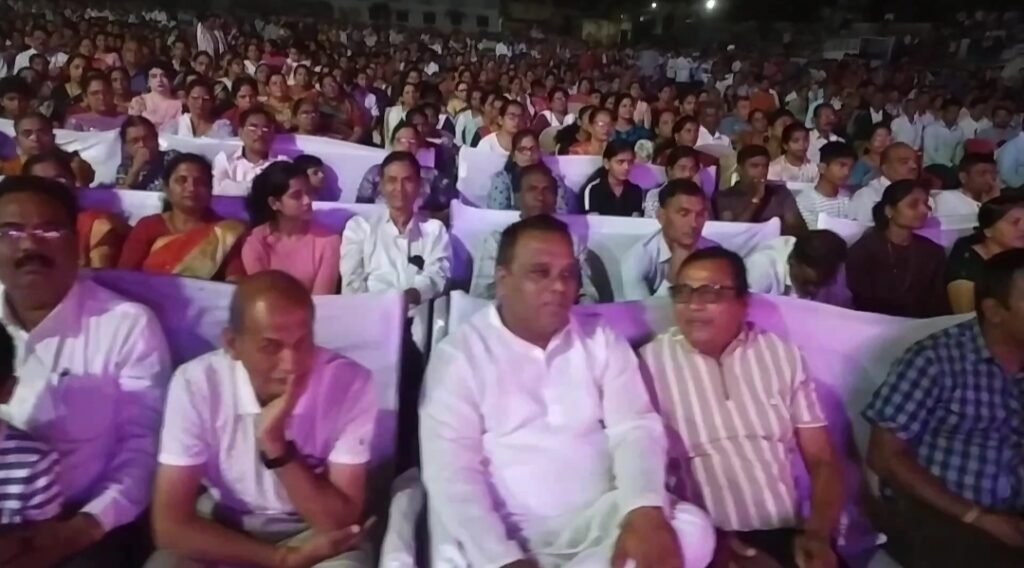‘मराठी लोकधारा’ के समापन पर साकार हुई महाराष्ट्र की लोक संस्कृति की रंगारंग छटा 2 ‘मराठी लोकधारा’ के समापन पर साकार हुई महाराष्ट्र की लोक संस्कृति की रंगारंग छटा | New India Times
