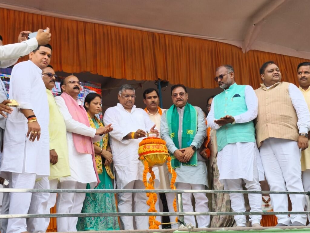 खिरनी बाग से शहीद उद्यान तक निकली सेवा ज्योति कलश यात्रा 2 खिरनी बाग से शहीद उद्यान तक निकली सेवा ज्योति कलश यात्रा | New India Times