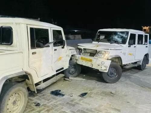 आपसी रंजिश में सीकर में फावड़े से हमला कर युवक की हत्या, दूसरा गंभीर घायल; तीन गाड़ियों में सवार होकर आए थे हिस्ट्रीशीटर समेत कई लोग, गिरफ़्तारी की मांग को धरना 3 आपसी रंजिश में सीकर में फावड़े से हमला कर युवक की हत्या, दूसरा गंभीर घायल; तीन गाड़ियों में सवार होकर आए थे हिस्ट्रीशीटर समेत कई लोग, गिरफ़्तारी की मांग को धरना | New India Times