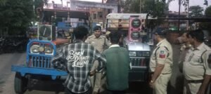 अवैध डीजे बजाने पर खकनार पुलिस की बड़ी कार्रवाई, दो ट्रैक्टर जब्त