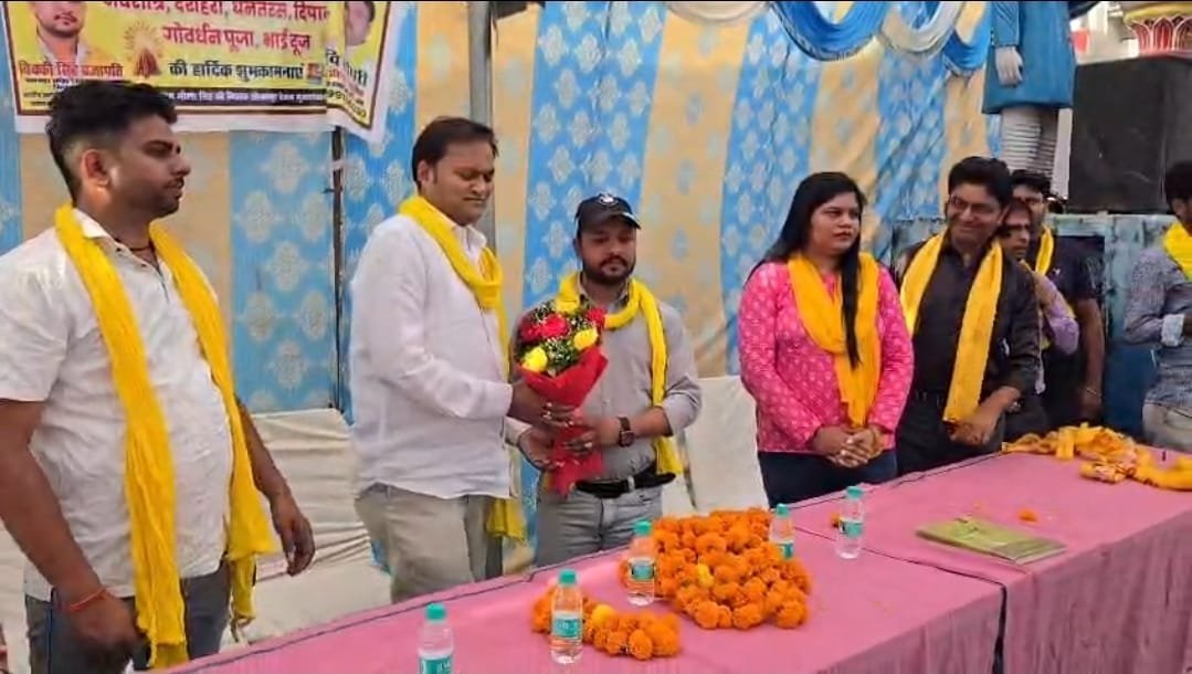 सुहेलदेव भारतीय समाज पार्टी की जन चौपाल में ग्रामीणों की समस्याएं सुनीं, जल्द समाधान का आश्वासन 1 सुहेलदेव भारतीय समाज पार्टी की जन चौपाल में ग्रामीणों की समस्याएं सुनीं, जल्द समाधान का आश्वासन | New India Times