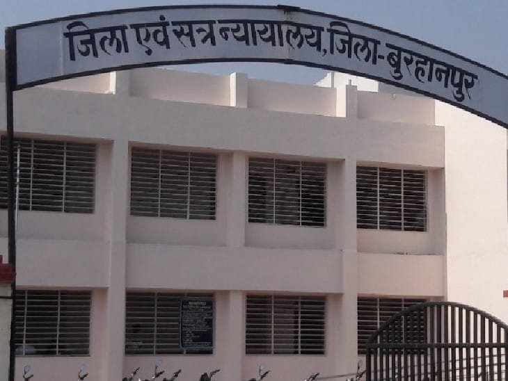 7 देशी पिस्टल और रिवॉल्वर बरामदगी मामले में तीन आरोपी दोषसिद्ध, न्यायालय ने सुनाई सजा 1 7 देशी पिस्टल और रिवॉल्वर बरामदगी मामले में तीन आरोपी दोषसिद्ध, न्यायालय ने सुनाई सजा | New India Times
