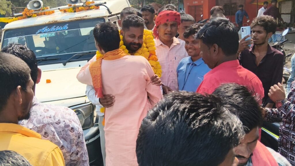 झाबुआ जिला पंचायत सदस्य कमलेश सिंगाड़ का थांदला में भव्य स्वागत 2 झाबुआ जिला पंचायत सदस्य कमलेश सिंगाड़ का थांदला में भव्य स्वागत | New India Times