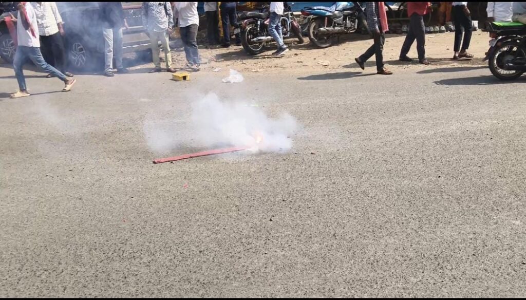 झाबुआ जिला पंचायत सदस्य कमलेश सिंगाड़ का थांदला में भव्य स्वागत 4 झाबुआ जिला पंचायत सदस्य कमलेश सिंगाड़ का थांदला में भव्य स्वागत | New India Times