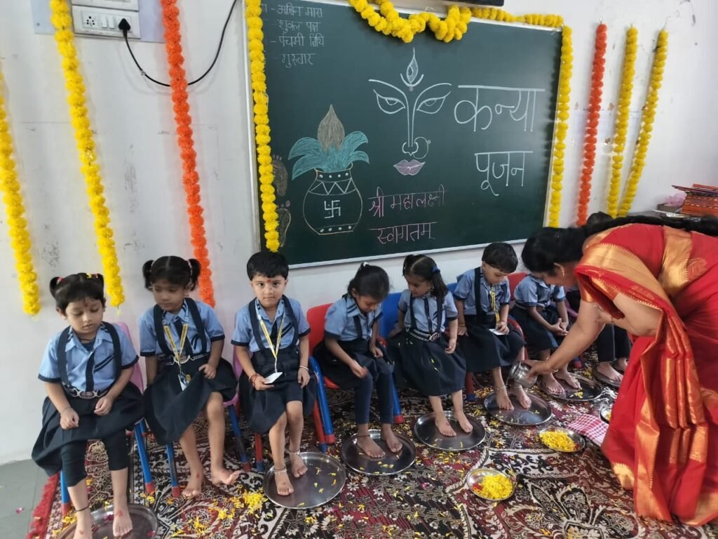 केशव विद्यापीठ में श्रद्धा और उत्साह के साथ हुआ कन्या पूजन, नारी सम्मान, संस्कार और भारतीय संस्कृति के संरक्षण का दिया संदेश 4 केशव विद्यापीठ में श्रद्धा और उत्साह के साथ हुआ कन्या पूजन, नारी सम्मान, संस्कार और भारतीय संस्कृति के संरक्षण का दिया संदेश | New India Times